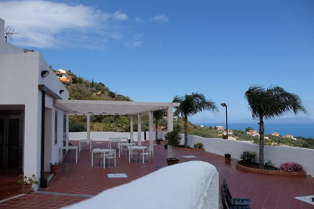 Alta Marea Hotel Gioiosa Marea Bed & Breakfast